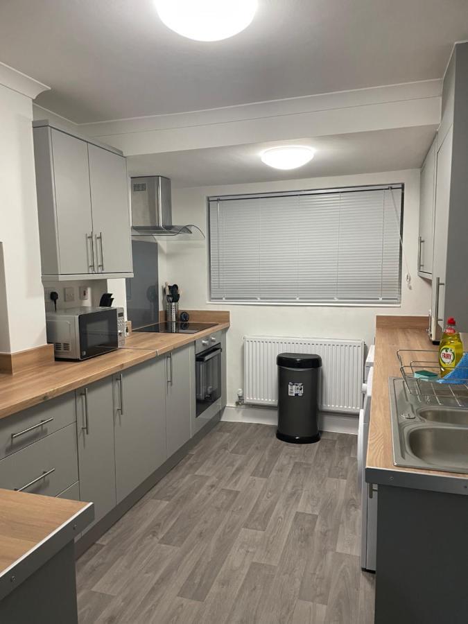 Comfy Home For Contractors And Families With Free Parking - Sage View Aldershot Exterior foto